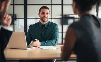 Suivre ces six KPI permet d’avoir une vision complète de la performance d’un site internet attractif Lyon. Du trafic organique au taux